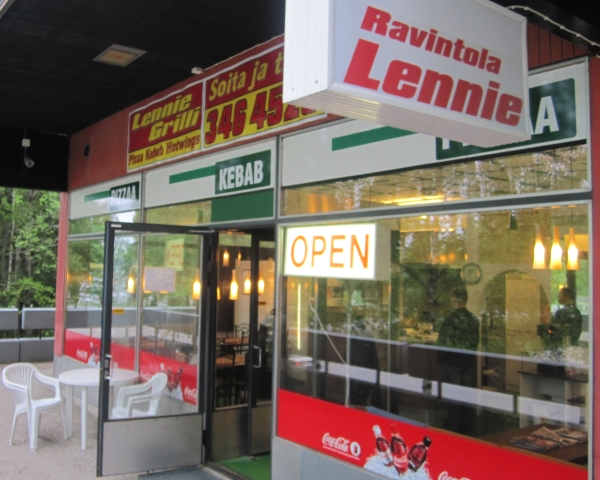 Lennnien Grilli Ravintola Pizza kebab hotwings ravintola
